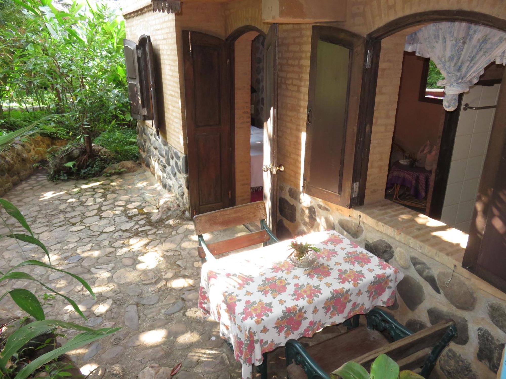 Little Eden Inn 3*